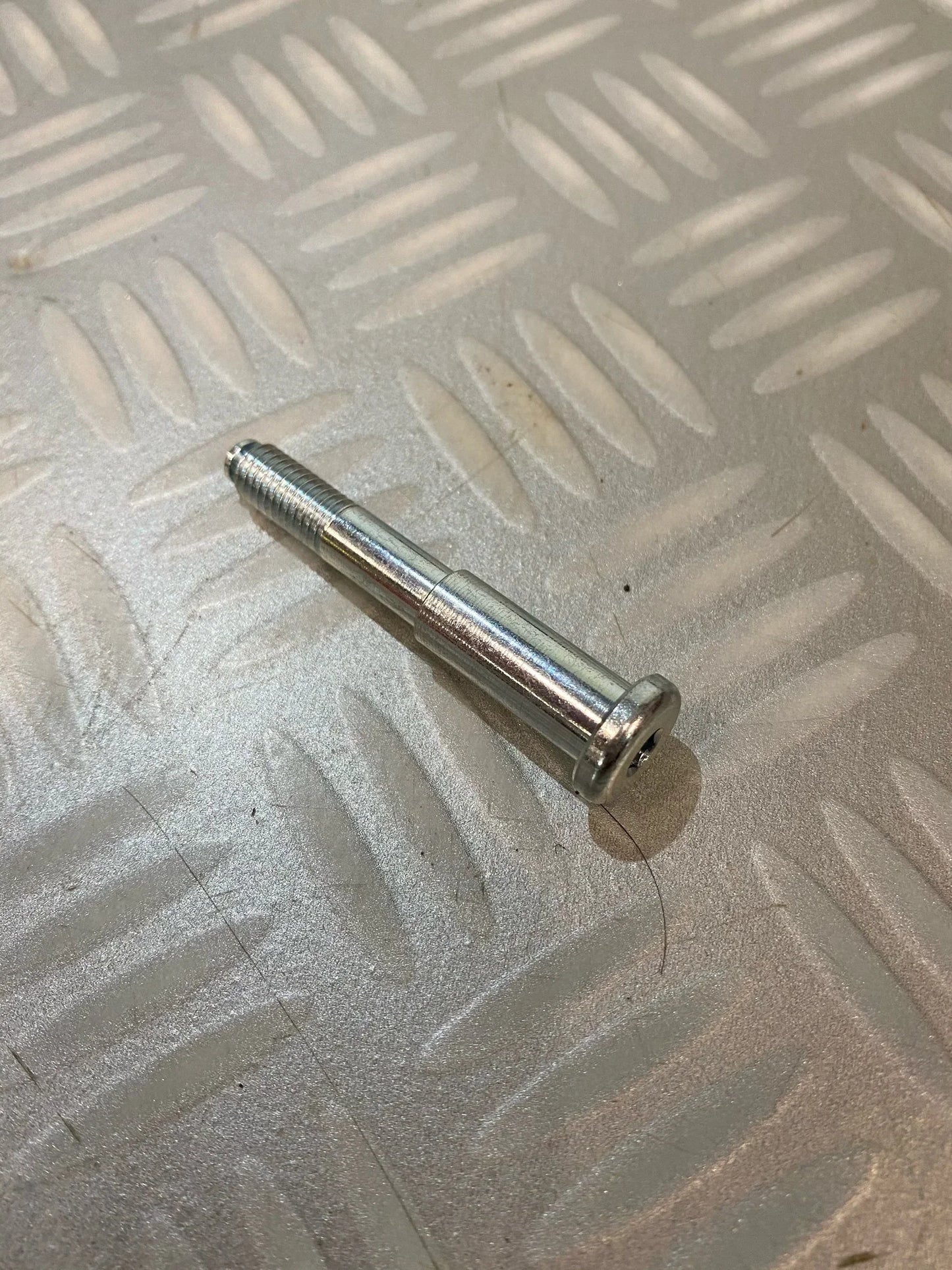 IPK pedaalbout voor verstelbare pedalen - KartKings