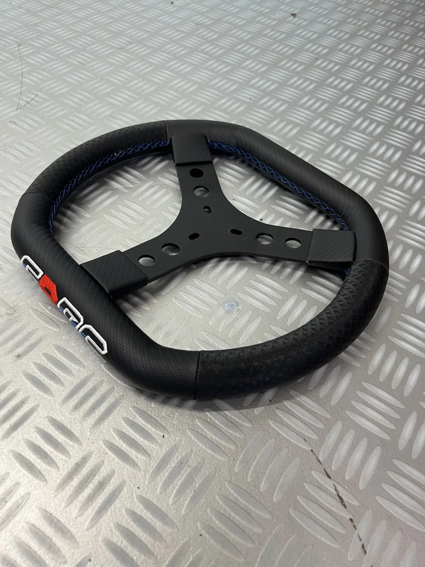 Croc Promotion stuur 320mm - KartKings