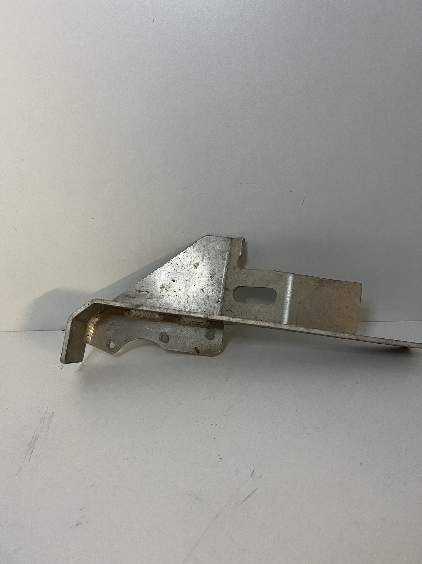 Garde-chaîne en aluminium Tillotson T4 d'occasion, ancien modèle