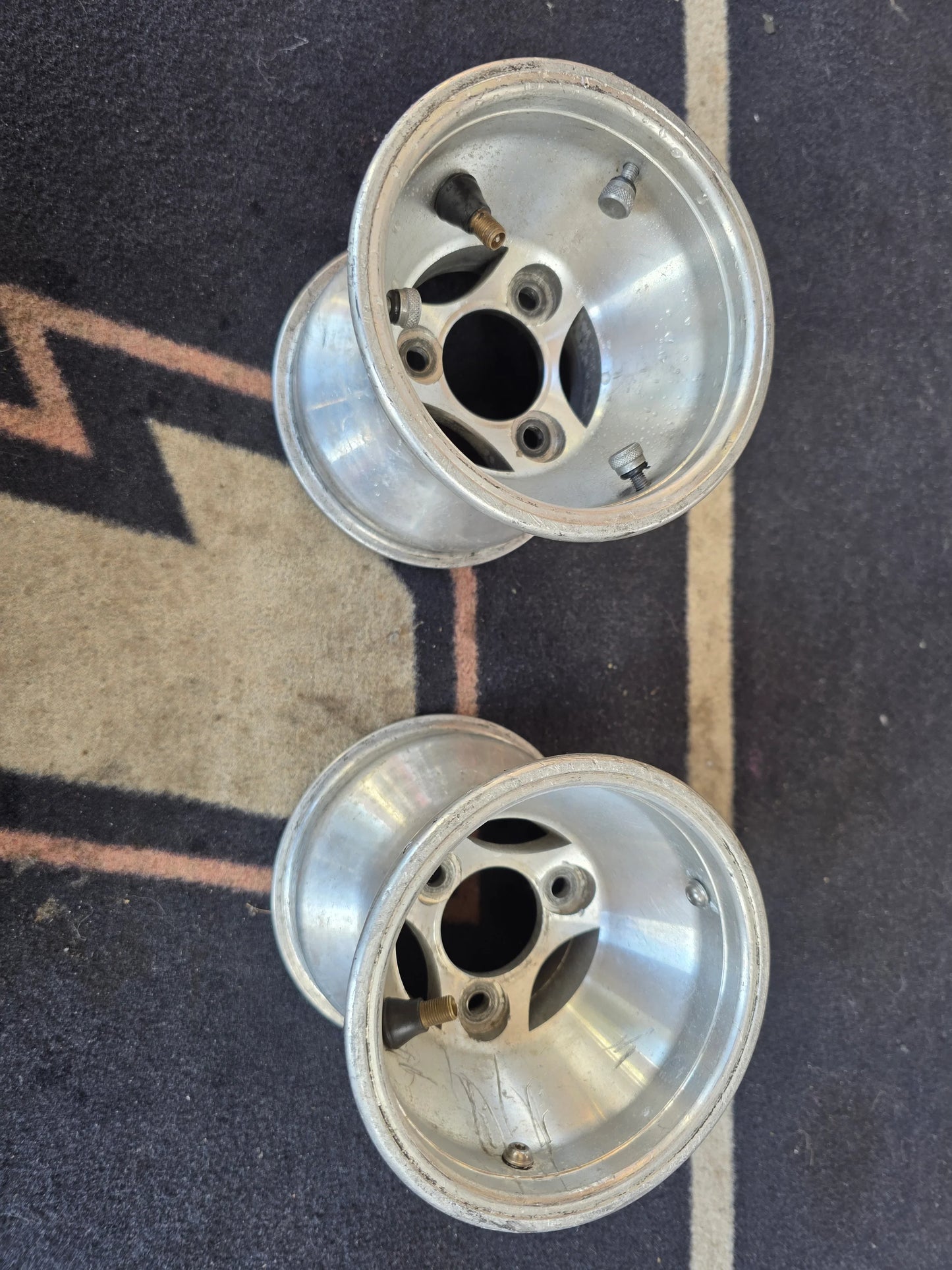 Gebruikt aluminium voorvelgenset 130mm met boutjes - KartKings