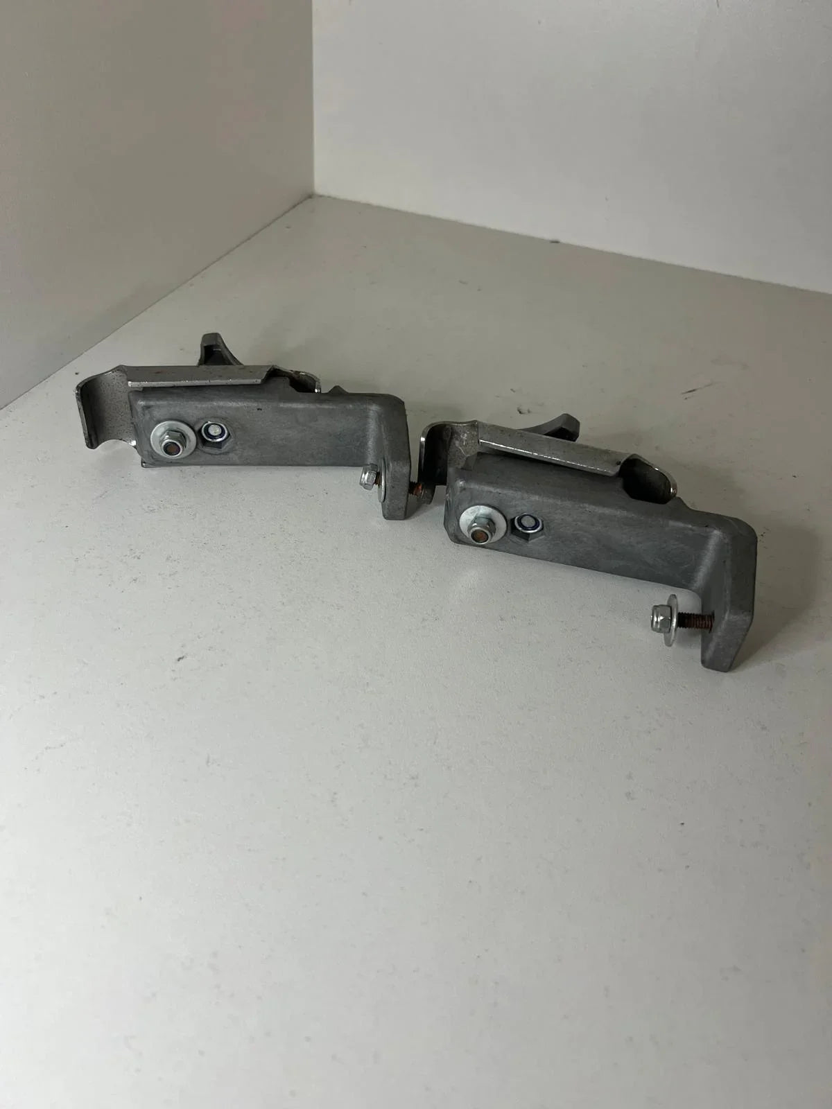 Gebruikt Arrow Karttech voorbumper beugels oud type - KartKings