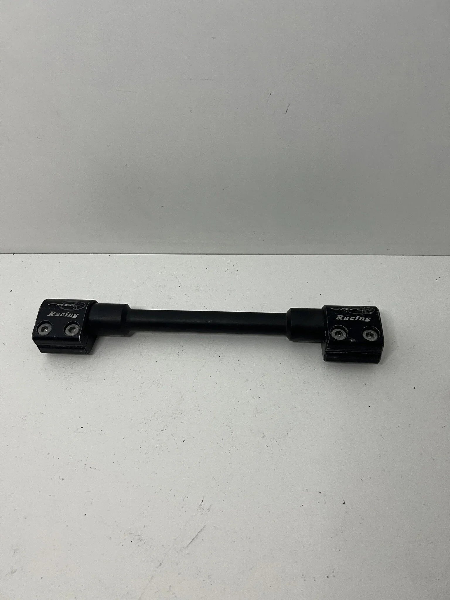 Gebruikt CRG nylon voor stabi met klemmen 30 x 300mm - KartKings