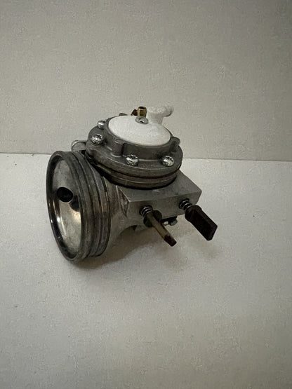 Gebruikt Tillotson HW 46 A carburateur
