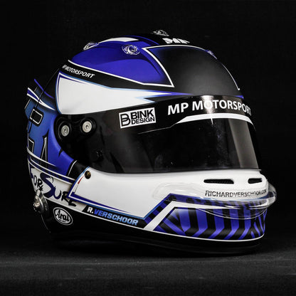 Maatwerk/custom helm laten ontwerpen
