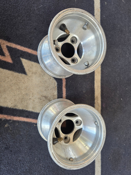 Gebruikt Aluminium voorvelgenset met boutjes 130mm
